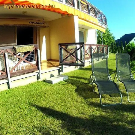 Apartment 437 - Vizkozeli, 2 Szobas, Kert Kapcsolatos Apartman *